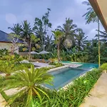 Villa The Kayu By Goro